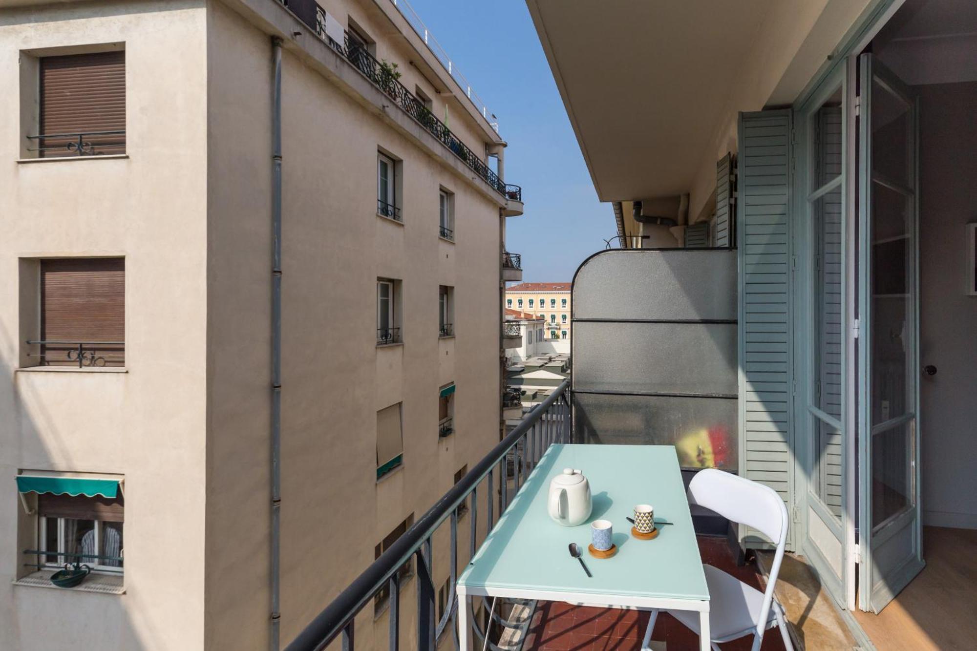 Ultra Large 2 Bdr Near Massena Square Appartamento
