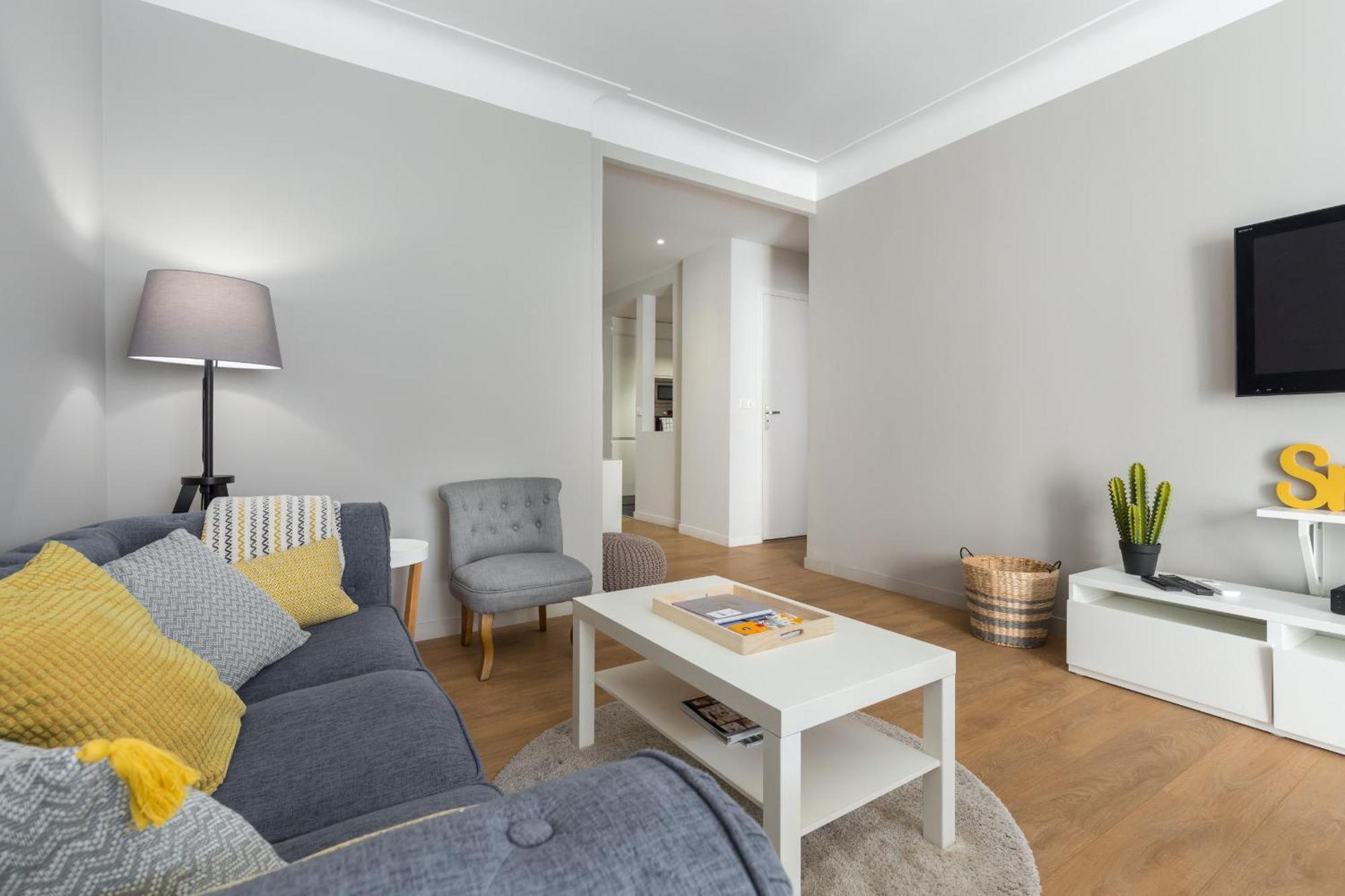 Ultra Large 2 Bdr Near Massena Square Appartamento